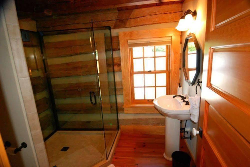 Silver Lake Bed And Breakfast (Adults Only) Harrisonburg Exterior foto